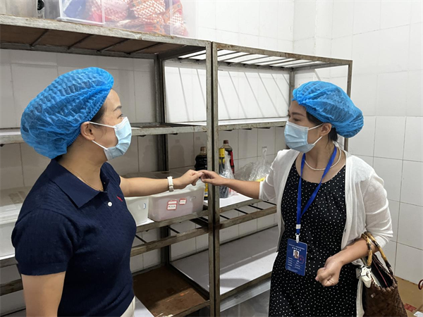 膳食监督委员会 (1)