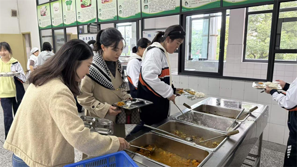 膳食监督委员会 (2)